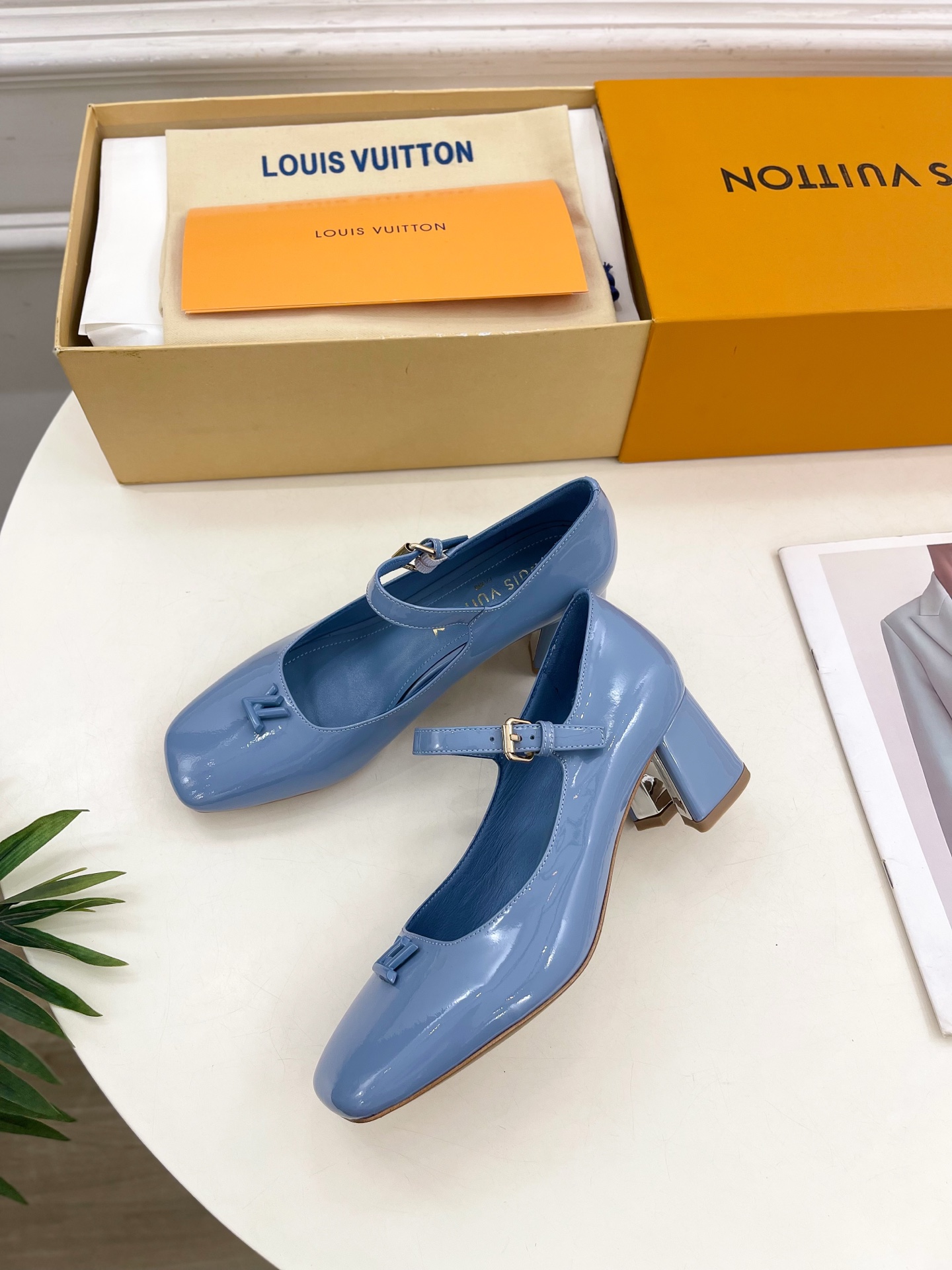 Women's high heels